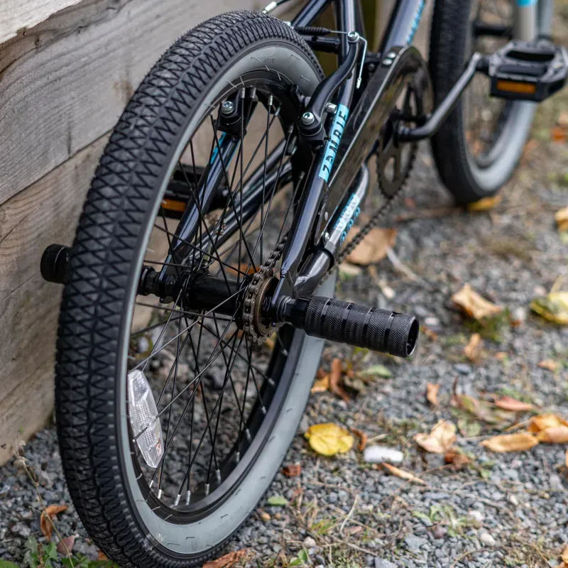 Zombie Infest BMX Black Blue Silver -4