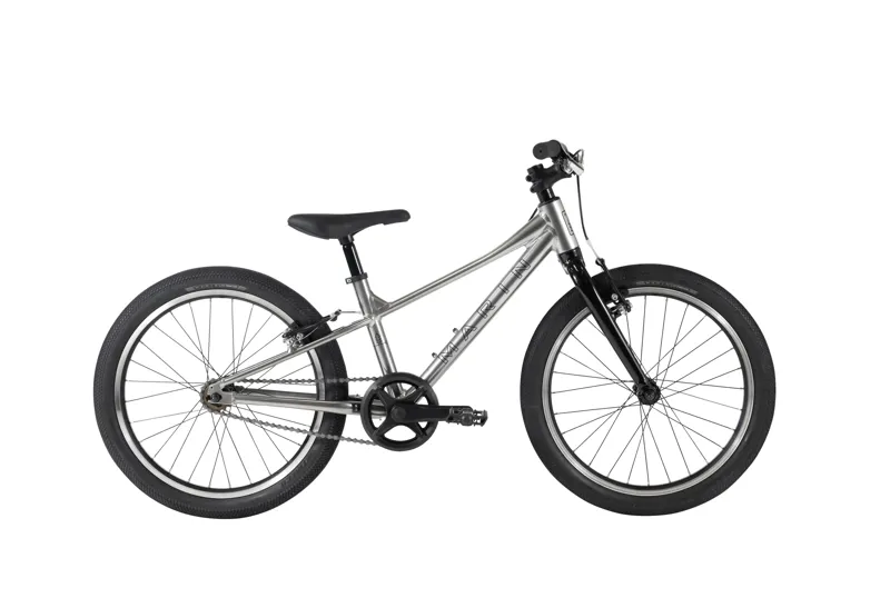 2026 Marin Coast Trail 20 7SP Silver Black