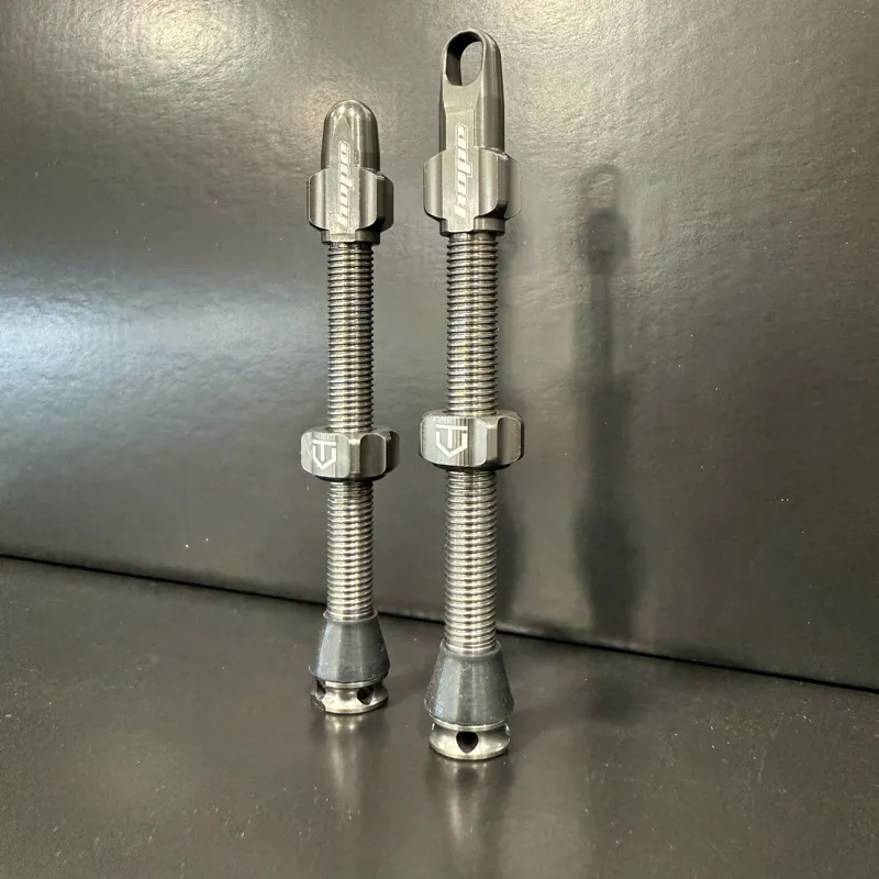 Hope Tubeless Valve Pair - 60mm - Smoke-2