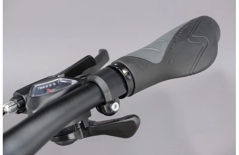 Ridgeback Motion Open Frame Hybrid Bike in White-3