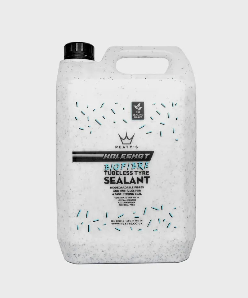 Peaty's Holeshot BioFibre Tubeless Tyre Sealant-4