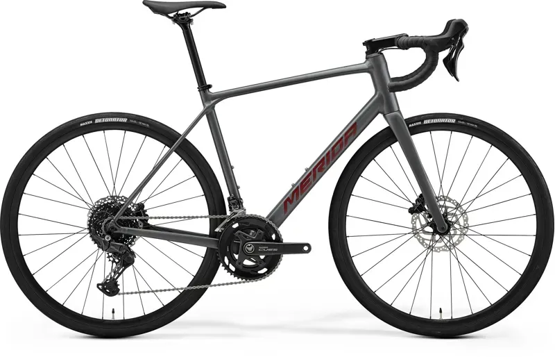 Merida Scultura Endurance 300 Gravel Bike - My26 - in Silk Cool Grey Red