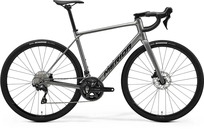 Merida Scultura Endurance 400 Road Bike - MY26 - in Gunmetal Grey Black