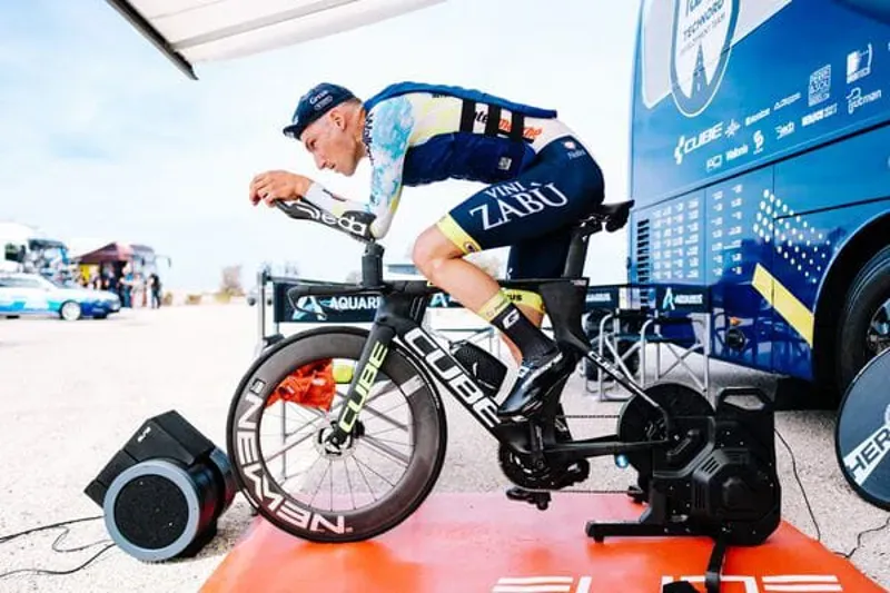 Elite Aria Fan Black -3